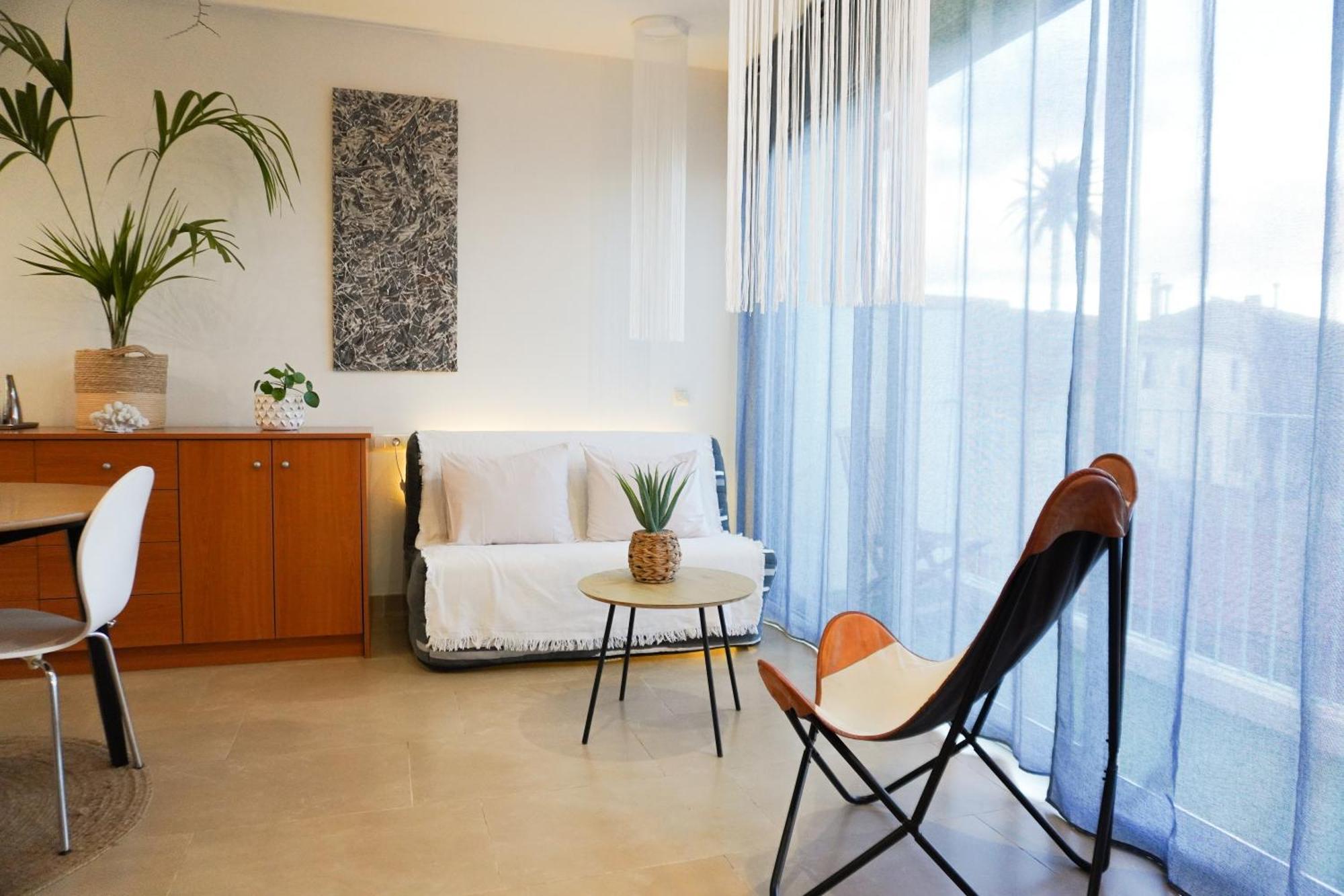 Costa Brava Acollidor Apartament Amb Gran Terrassa Per A 3 Persones كاستيلو دي إمبوريس المظهر الخارجي الصورة