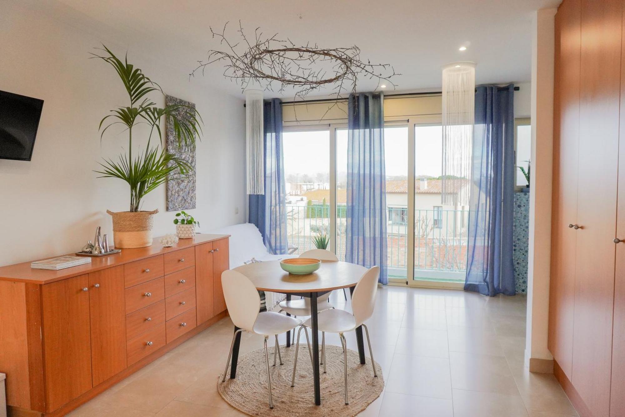 Costa Brava Acollidor Apartament Amb Gran Terrassa Per A 3 Persones كاستيلو دي إمبوريس المظهر الخارجي الصورة